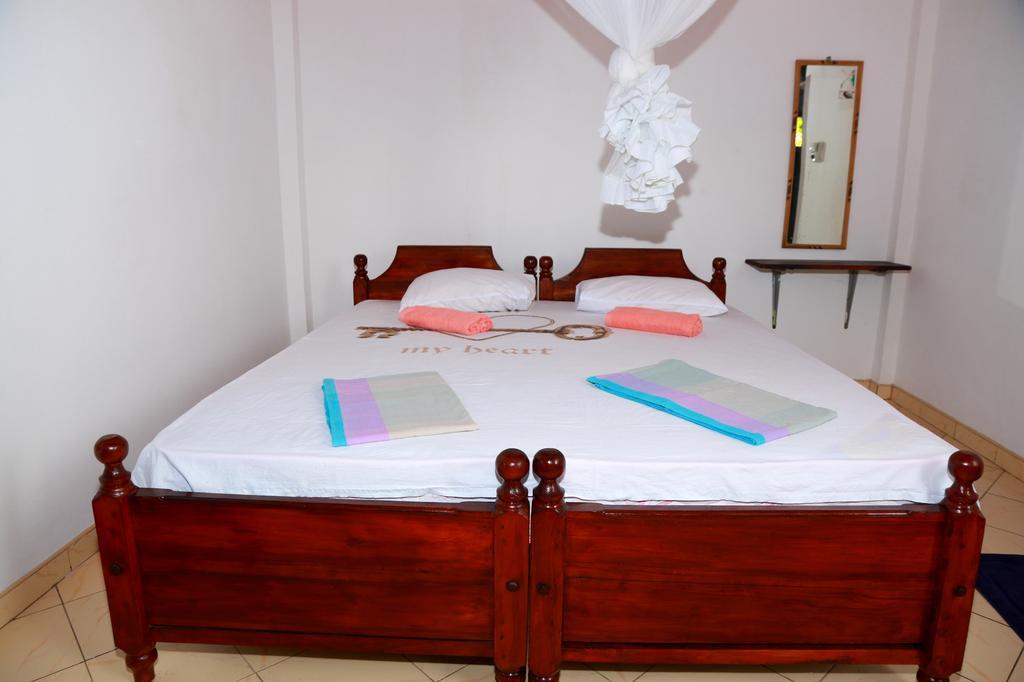 Panorama Rock Cafe Bed and Breakfast Tangalle Rum bild